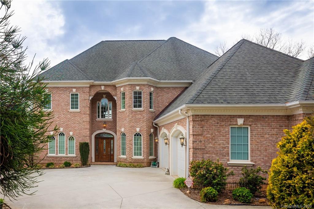 348 Players Ridge Road Hickory, NC 28601 - Photo 1 of 41 Gallery Image 1