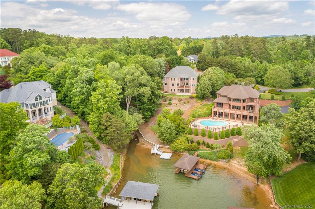 348 Players Ridge Road Hickory, NC 28601 - Photo 4 of 41 Gallery Image 4
