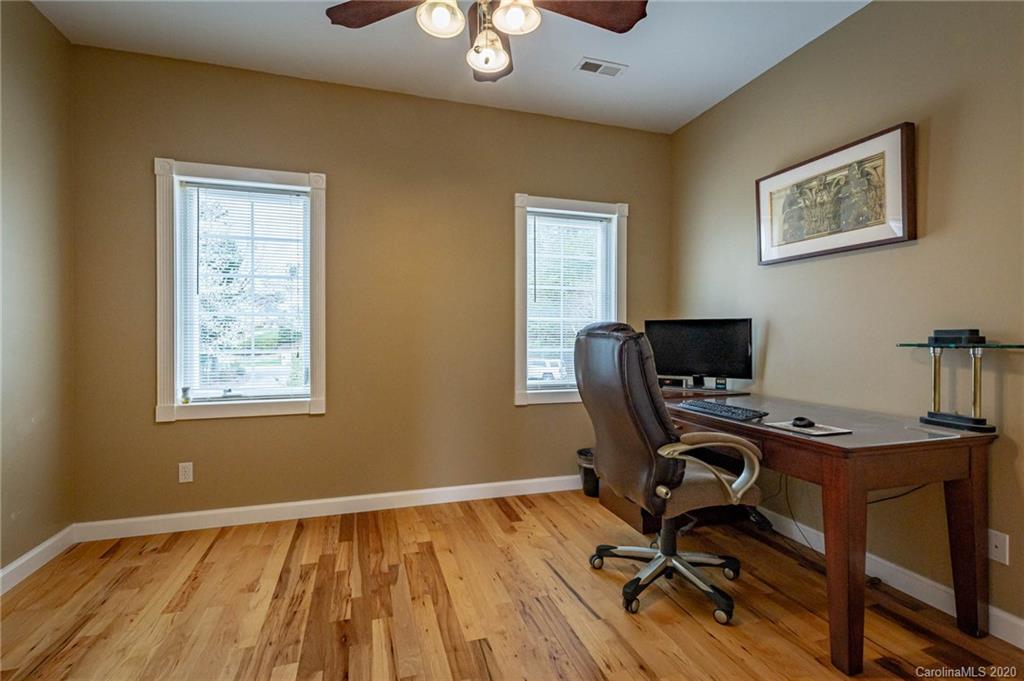 348 Players Ridge Road Hickory, NC 28601 - Photo 34 of 41 Gallery Image 34