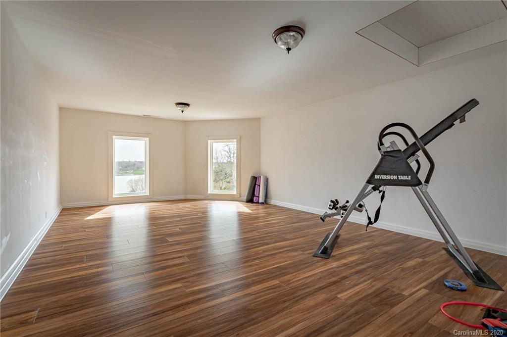 348 Players Ridge Road Hickory, NC 28601 - Photo 35 of 41 Gallery Image 35