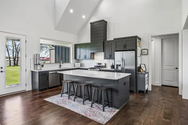 $879,900 | 366 Private Road 7005, Edgewood, TX 75117