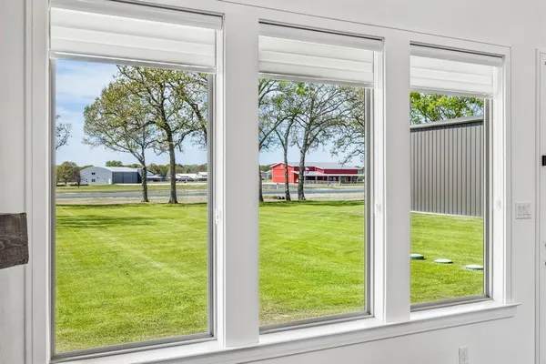 $879,900 | 366 Private Road 7005, Edgewood, TX 75117