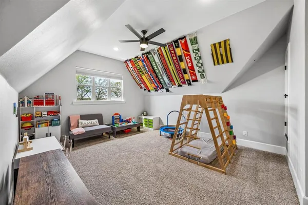 $879,900 | 366 Private Road 7005, Edgewood, TX 75117