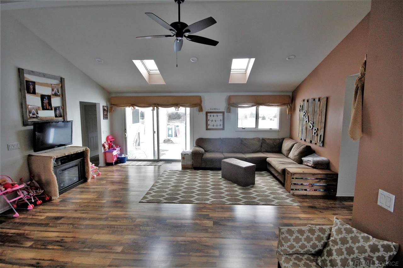 10485 Dunn Road Goodells, MI 48027 - Photo 24 of 43 31369702-23.JPG