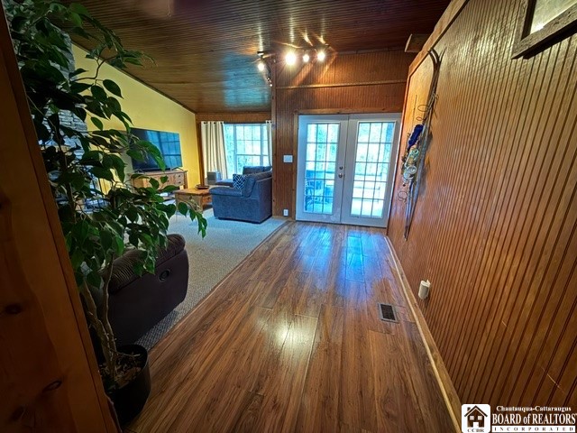605 Gurnsey Hollow Road Carroll, NY 14738 - Photo 7 of 32 Living room-Front door