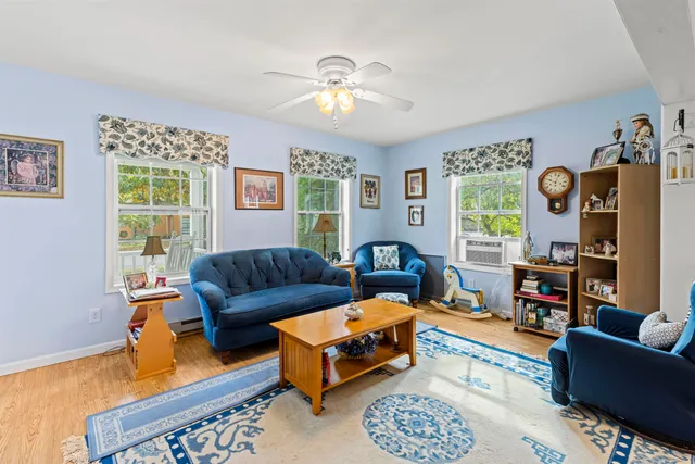 $425,000 | 10 Cedarwood Road, Villas, NJ 08251