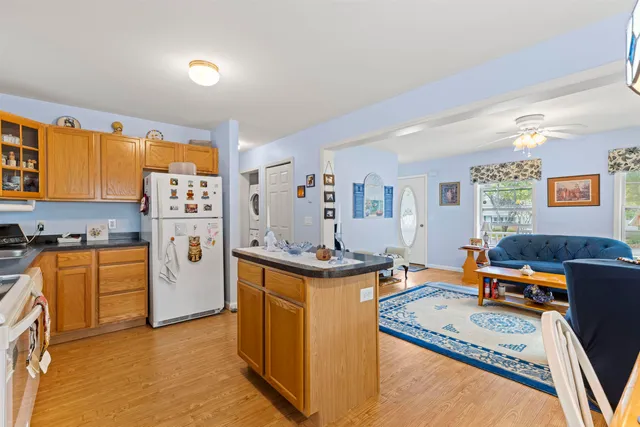 $425,000 | 10 Cedarwood Road, Villas, NJ 08251