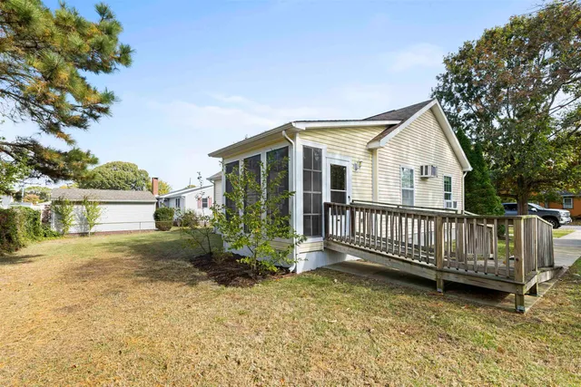 $425,000 | 10 Cedarwood Road, Villas, NJ 08251