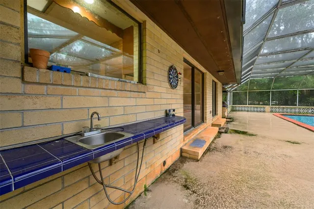 $429,000 | 6706 Northwest 18th Avenue, Gainesville, FL 32605