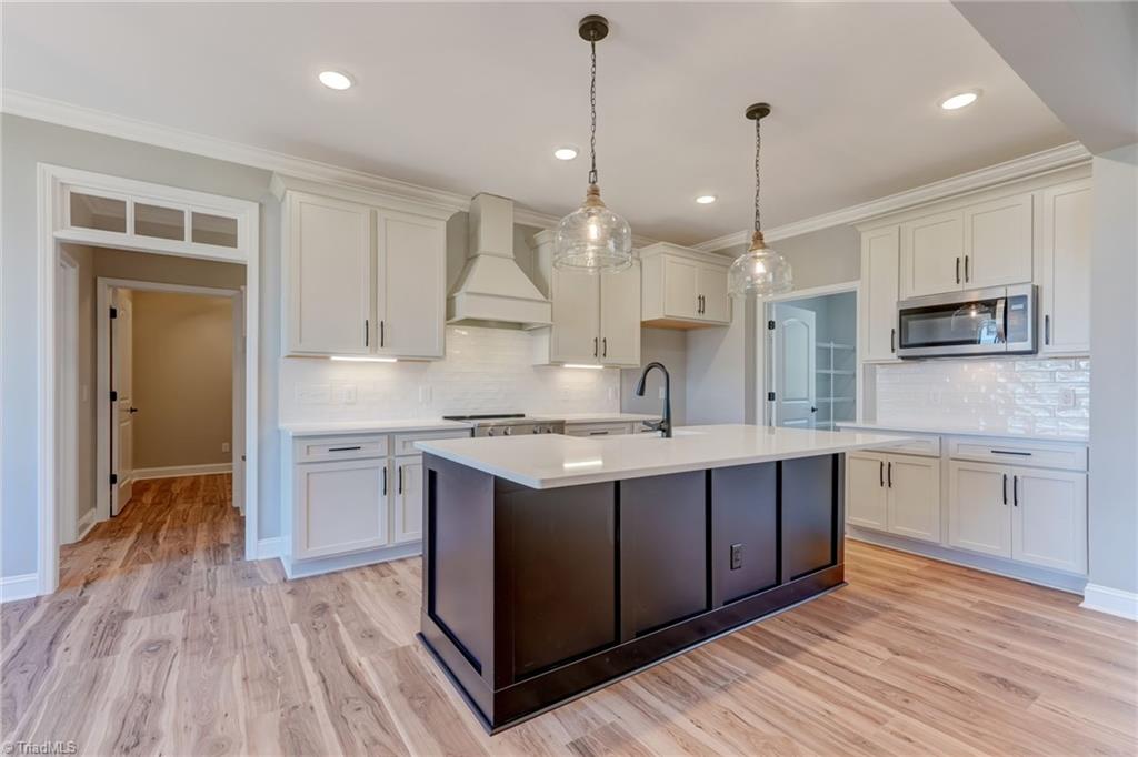 2214 Bakers Crossroad Road Reidsville, NC 27320 - Photo 8 of 36