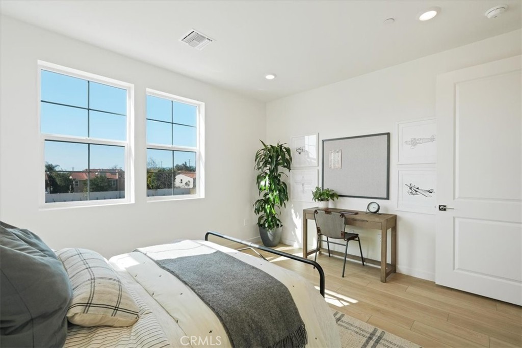 4831 Arroyo Run Moorpark, CA 93021 - Photo 26 of 33 Photos are of model match - interior and exterior finishes may vary