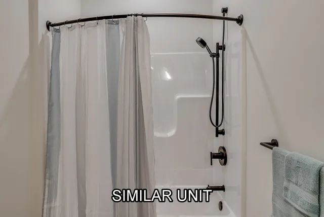 $1,659 | 4 Bridge Street, Unit 104, Nashua, NH 03060