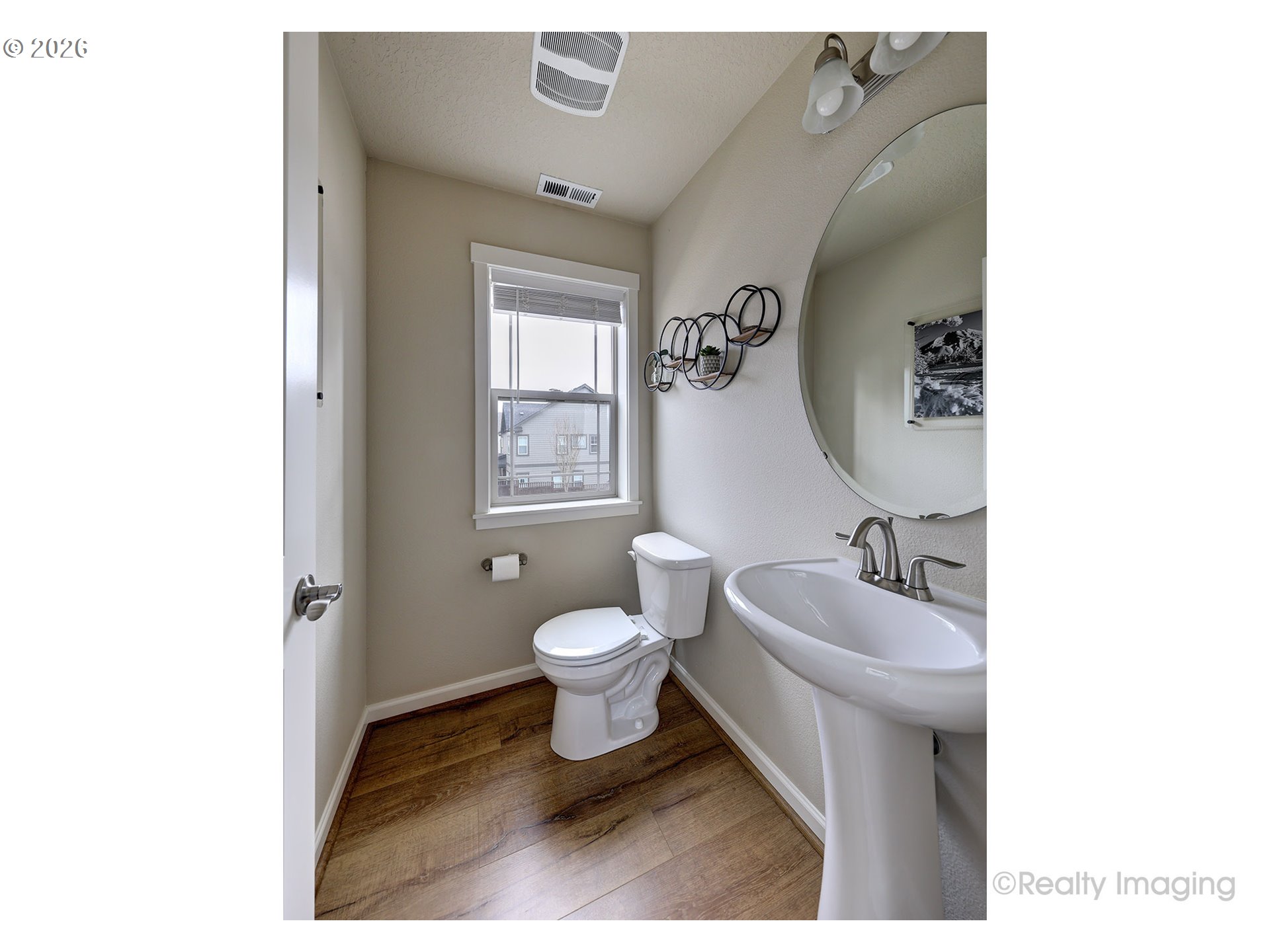 13341 Southwest 169th Avenue Beaverton, OR 97007 - Photo 16 of 28 Bathroom
