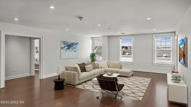 $11,000 | 409 Greenwich Avenue, Unit A, Greenwich, CT 06830