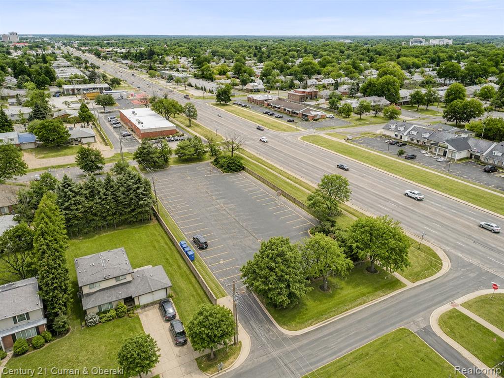 26026 Southfield Road Lathrup Village, MI 48076 - Photo 6 of 9