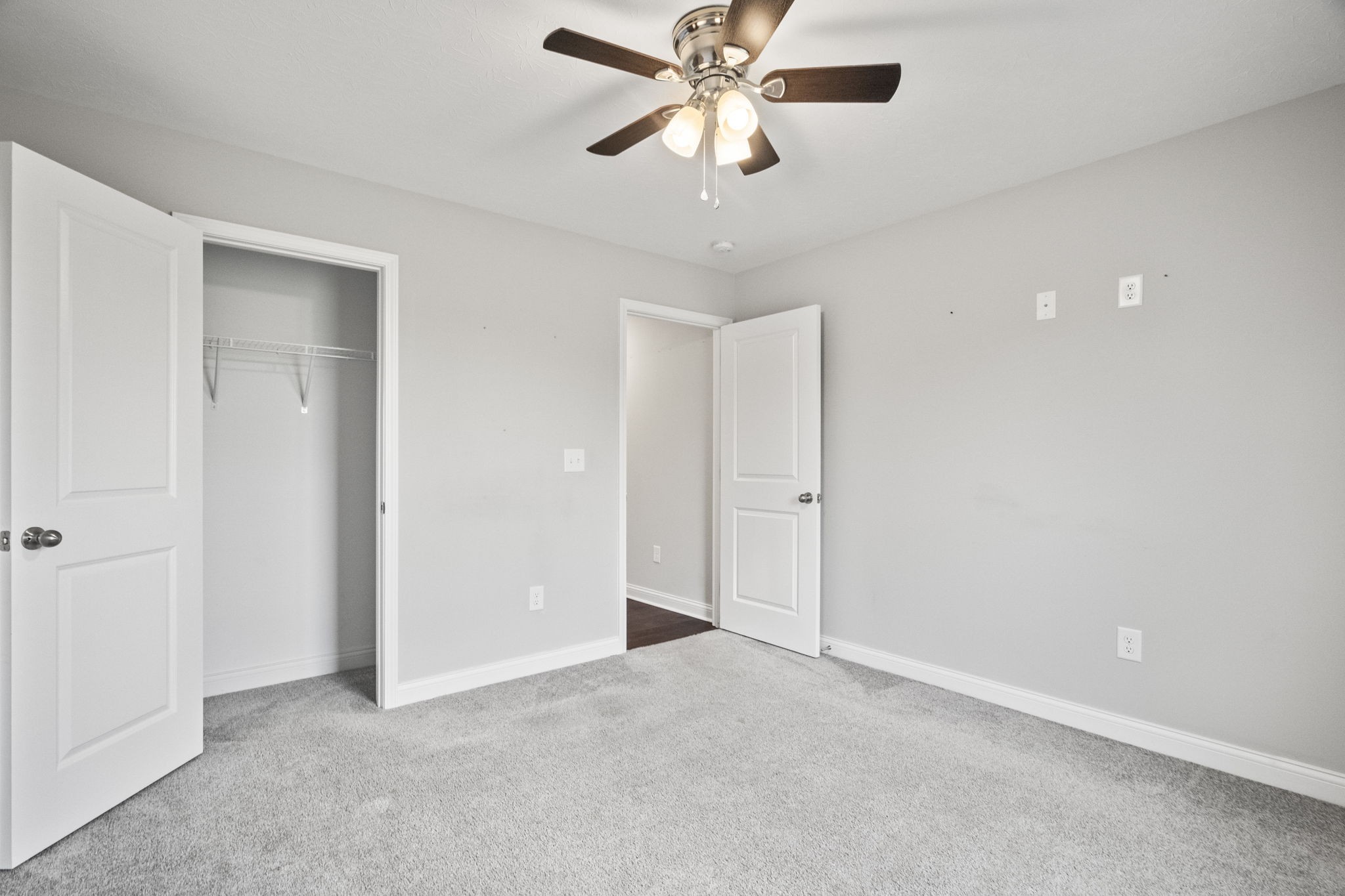 5718 Hoods Branch Road Springfield, TN 37172 - Photo 20 of 47 a view of an empty room and a fan