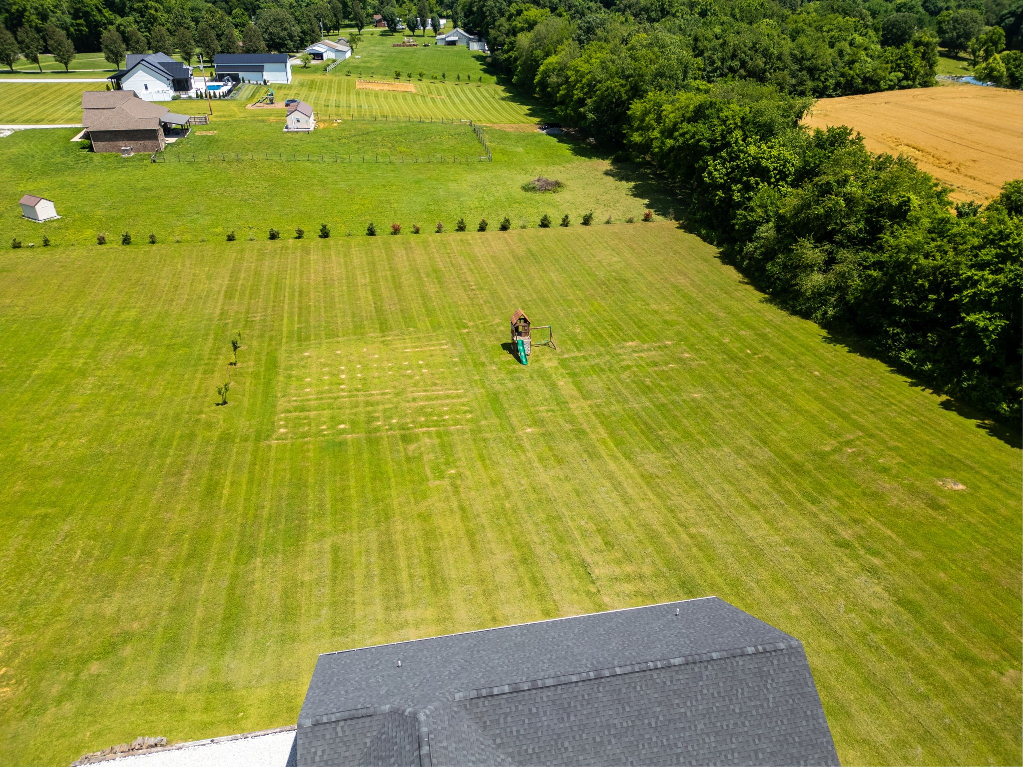 5718 Hoods Branch Road Springfield, TN 37172 - Photo 36 of 47 a view of an swimming pool and outdoor space