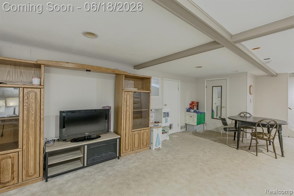 880 Joslyn Road Lake Orion, MI 48362 - Photo 28 of 45