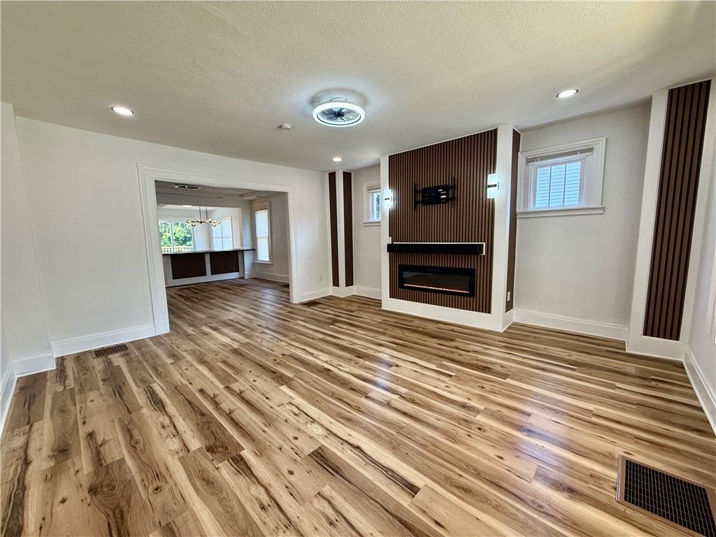 18 Main Street Phelps, NY 14532 - Photo 11 of 24