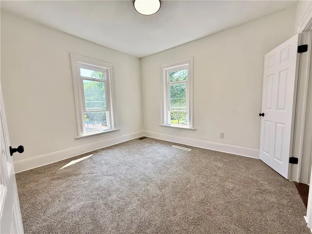 $279,900 | 18 Main Street, Phelps, NY 14532