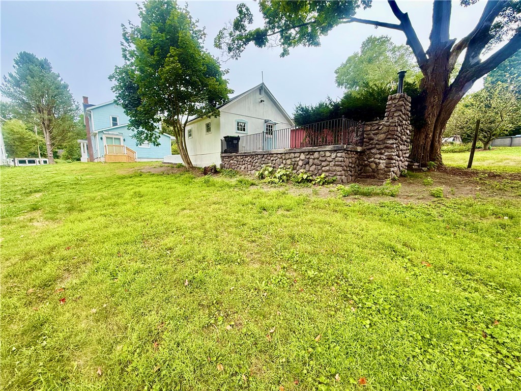 18 Main Street Phelps, NY 14532 - Photo 5 of 24