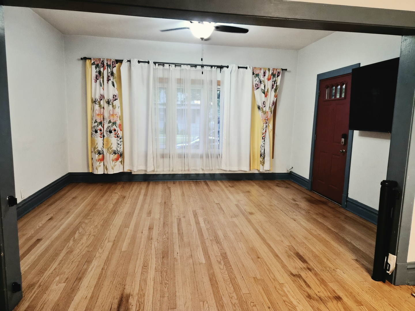 6437 33rd Street Berwyn, IL 60402 - Photo 3 of 19