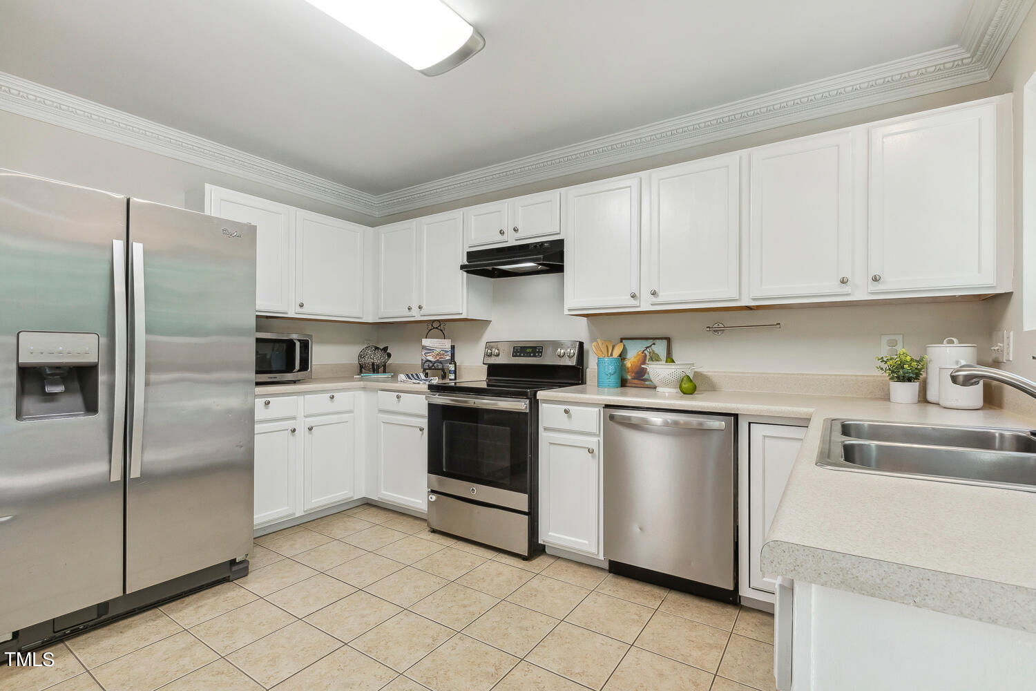 301 Rapp Lane Apex, NC 27502 - Photo 16 of 50 301 Rapp Ln Apex NC 27502 USA-large-018-