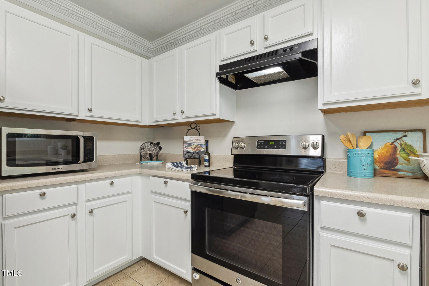 301 Rapp Lane Apex, NC 27502 - Photo 17 of 50 301 Rapp Ln Apex NC 27502 USA-large-019-