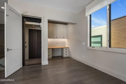 $2,999,900 | 5541 East Stella Lane, Paradise Valley, AZ 85253