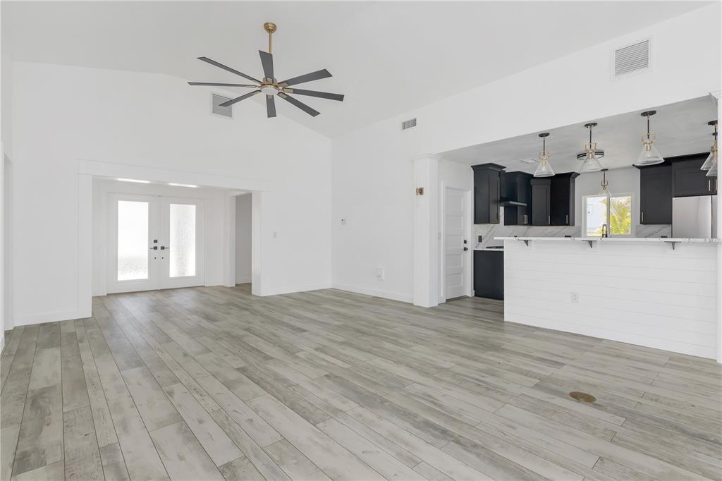 308 173rd Avenue North Redington Beach, FL 33708 - Photo 18 of 46