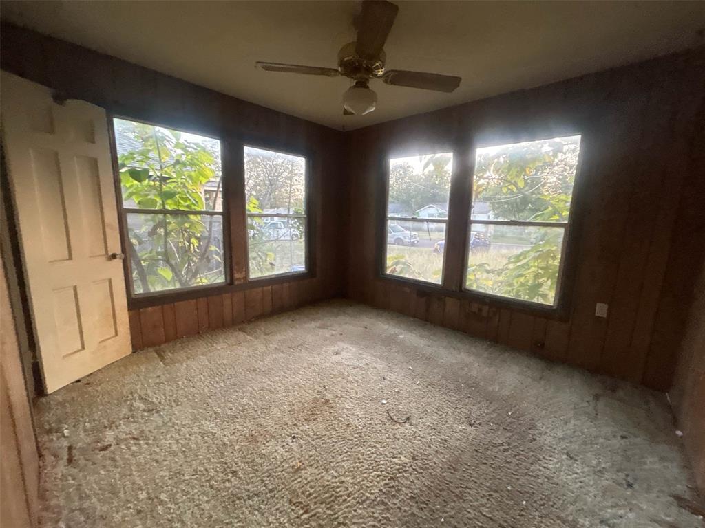 3317 North 23rd Street Waco, TX 76708 - Photo 14 of 22 a view of an empty room with a window