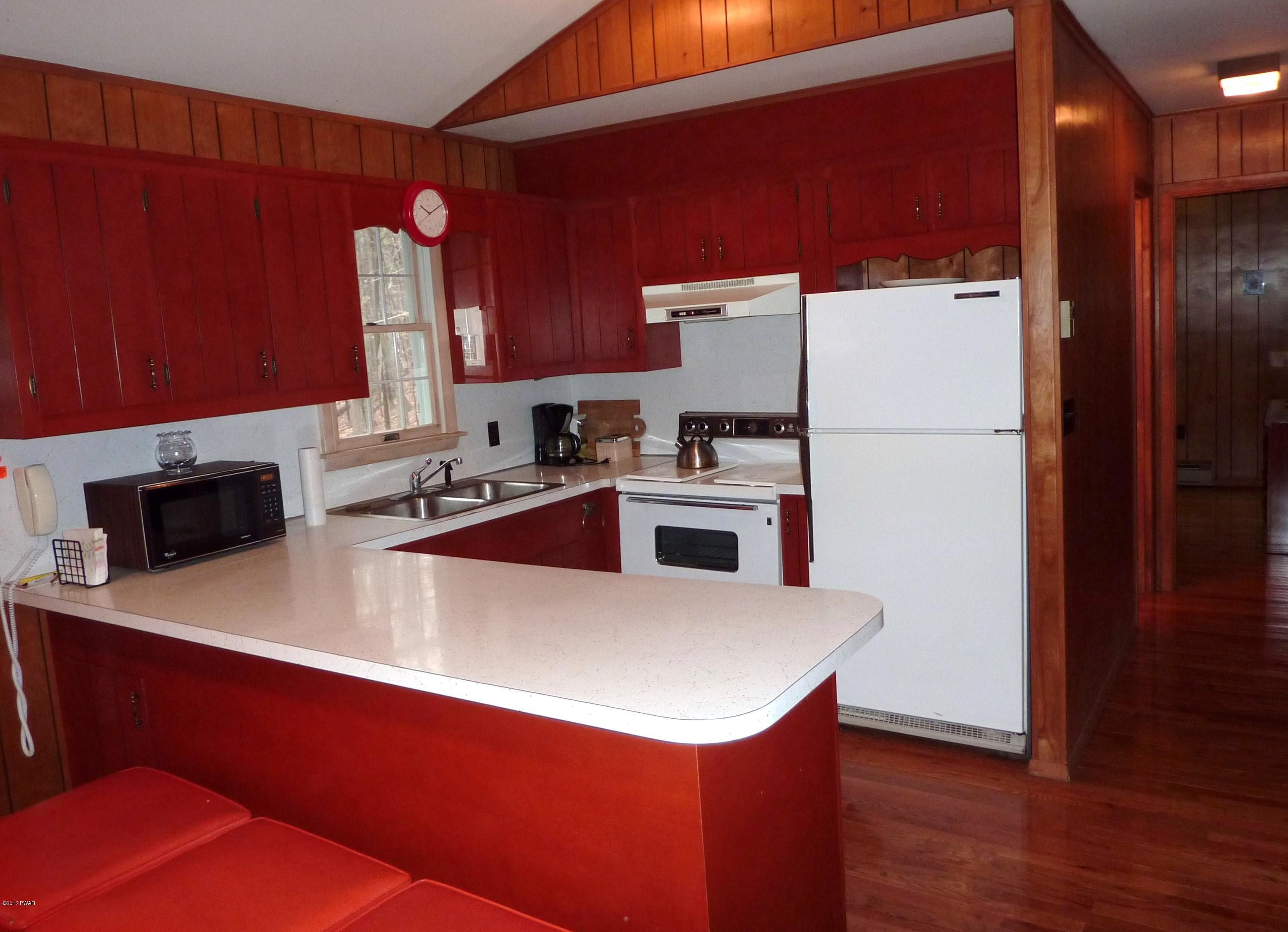 106 Cold Spring Lane Greentown, PA 18426 - Photo 14 of 44