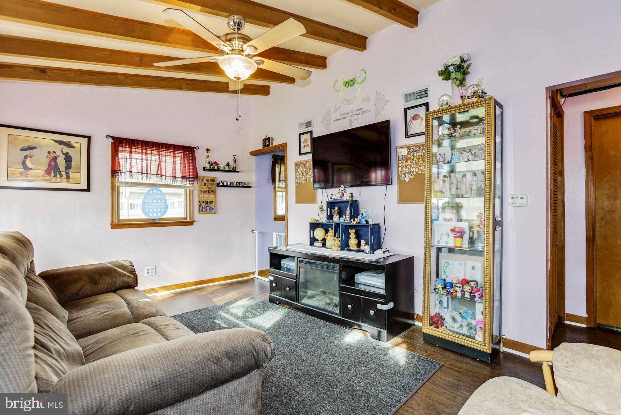 303 Ruth Avenue Maple Shade, NJ 08052 - Photo 4 of 14 Family room