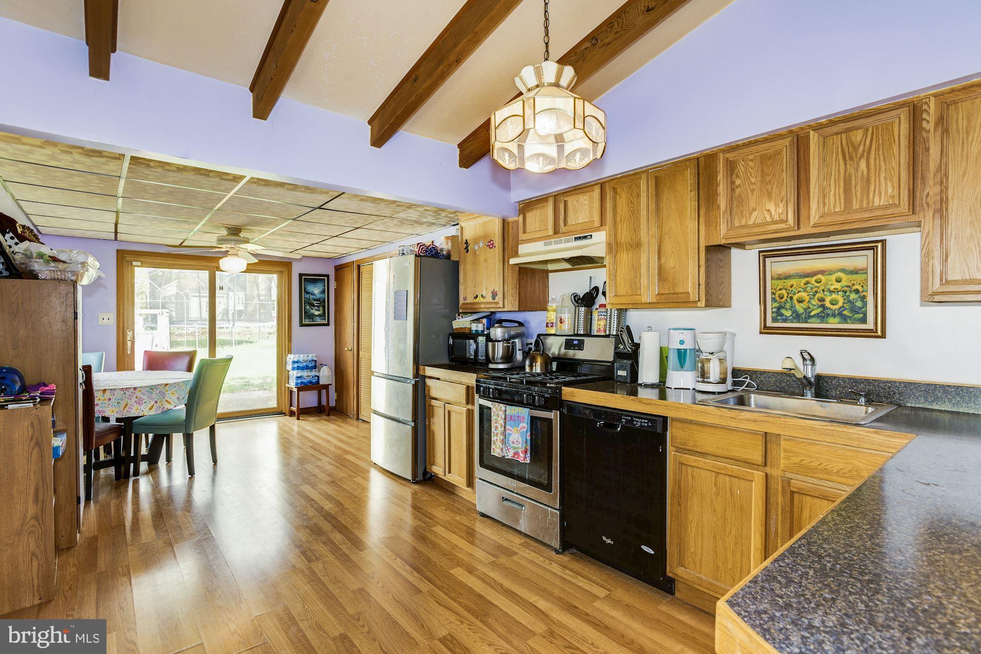 303 Ruth Avenue Maple Shade, NJ 08052 - Photo 6 of 14 Kitchen