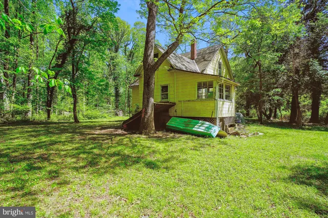 $1,150,000 | 19900 New Hampshire Avenue, Brinklow, MD 20862