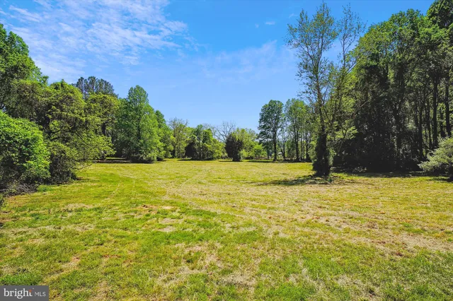 $1,150,000 | 19900 New Hampshire Avenue, Brinklow, MD 20862