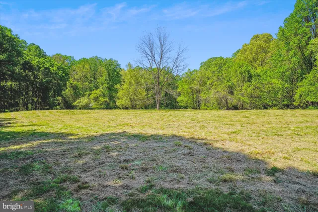 $1,150,000 | 19900 New Hampshire Avenue, Brinklow, MD 20862