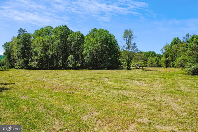 $1,150,000 | 19900 New Hampshire Avenue, Brinklow, MD 20862