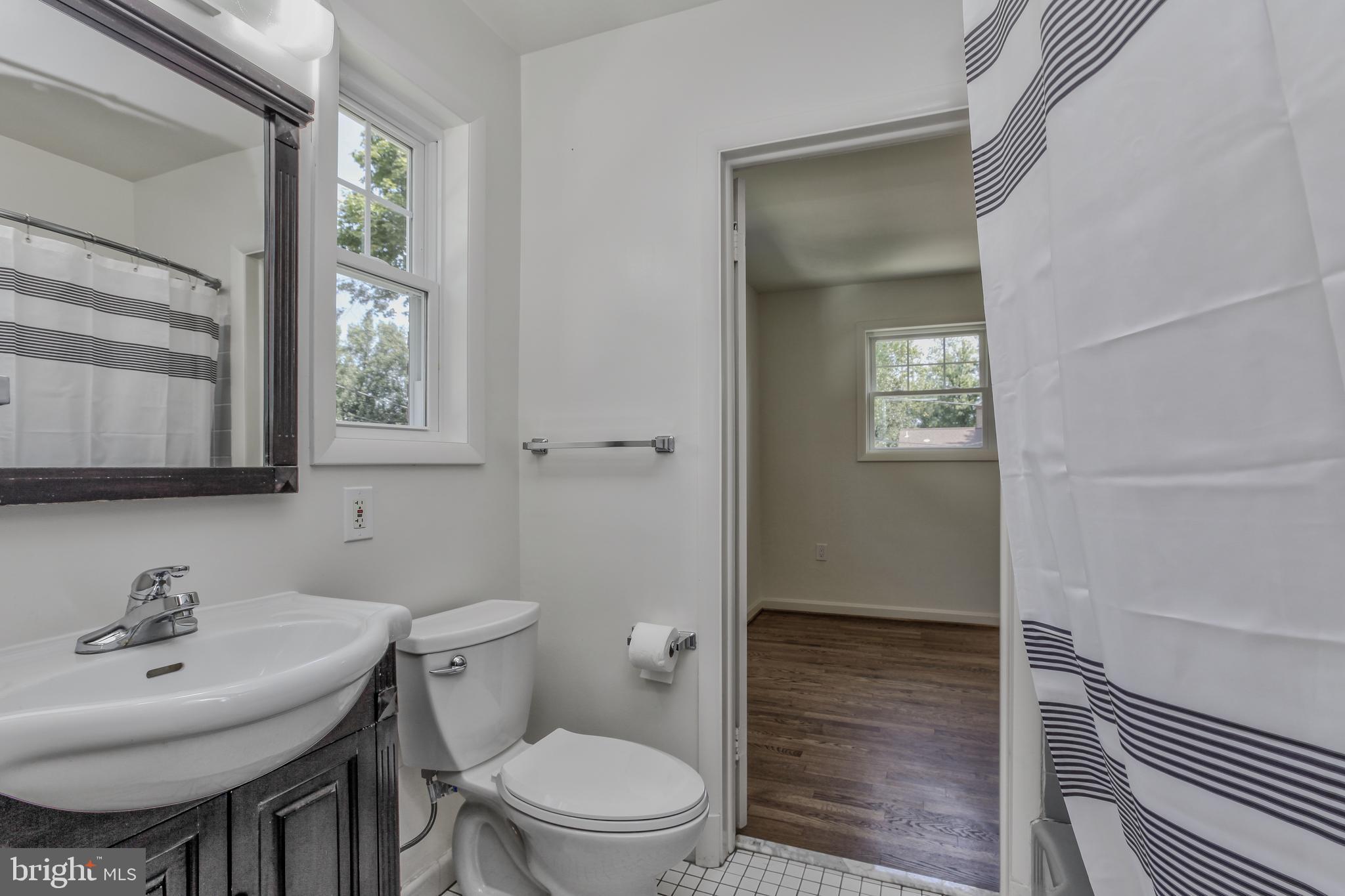 9902 Belhaven Road Bethesda, MD 20817 - Photo 15 of 29