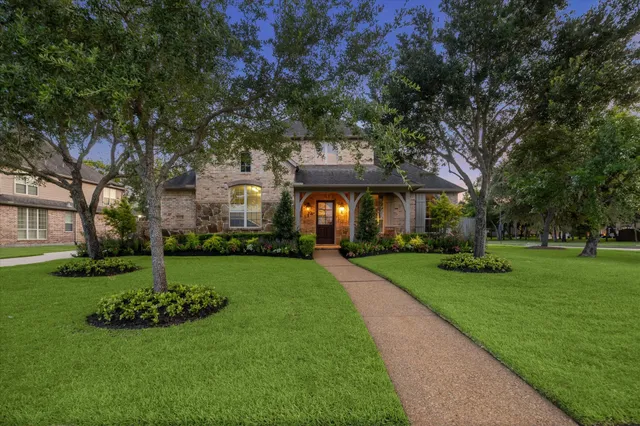 $925,000 | 9102 Geddes Grove, Missouri City, TX 77459