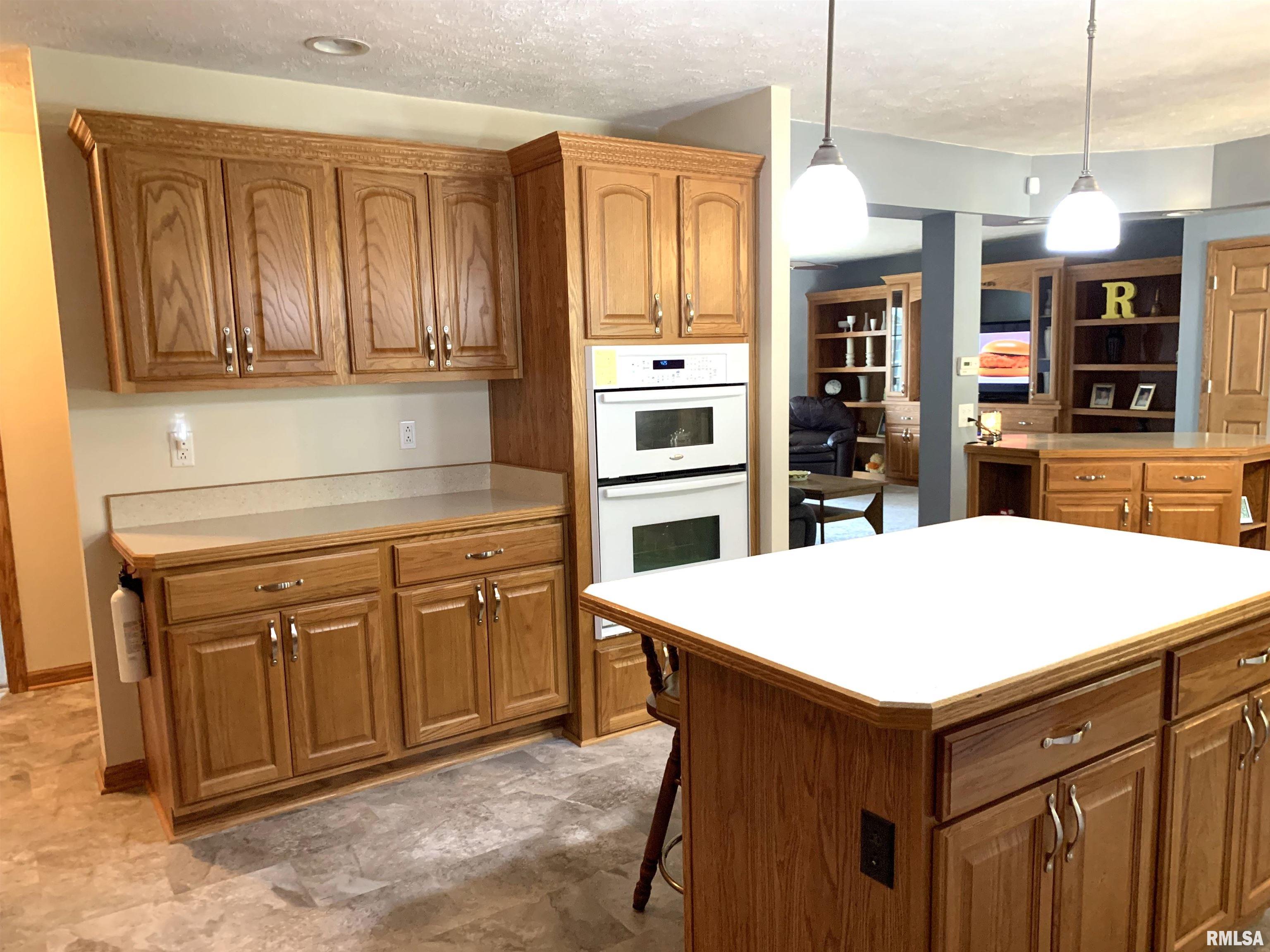 2800 Vía Rosso, Unit 90 Springfield, IL 62703 - Photo 11 of 46 Gallery Image 11