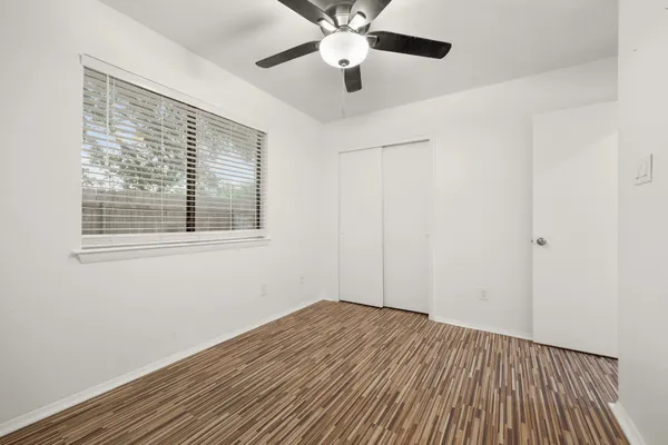 $1,550 | 1411 Gracy Farms Lane, Unit 73, Austin, TX 78758