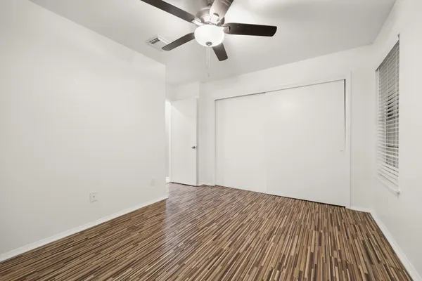 $1,550 | 1411 Gracy Farms Lane, Unit 73, Austin, TX 78758
