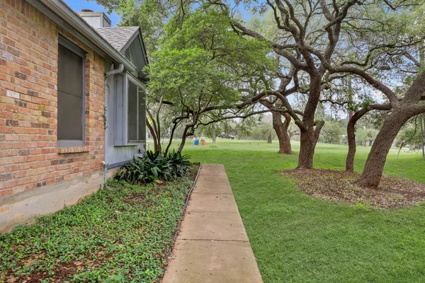 $1,550 | 1411 Gracy Farms Lane, Unit 73, Austin, TX 78758