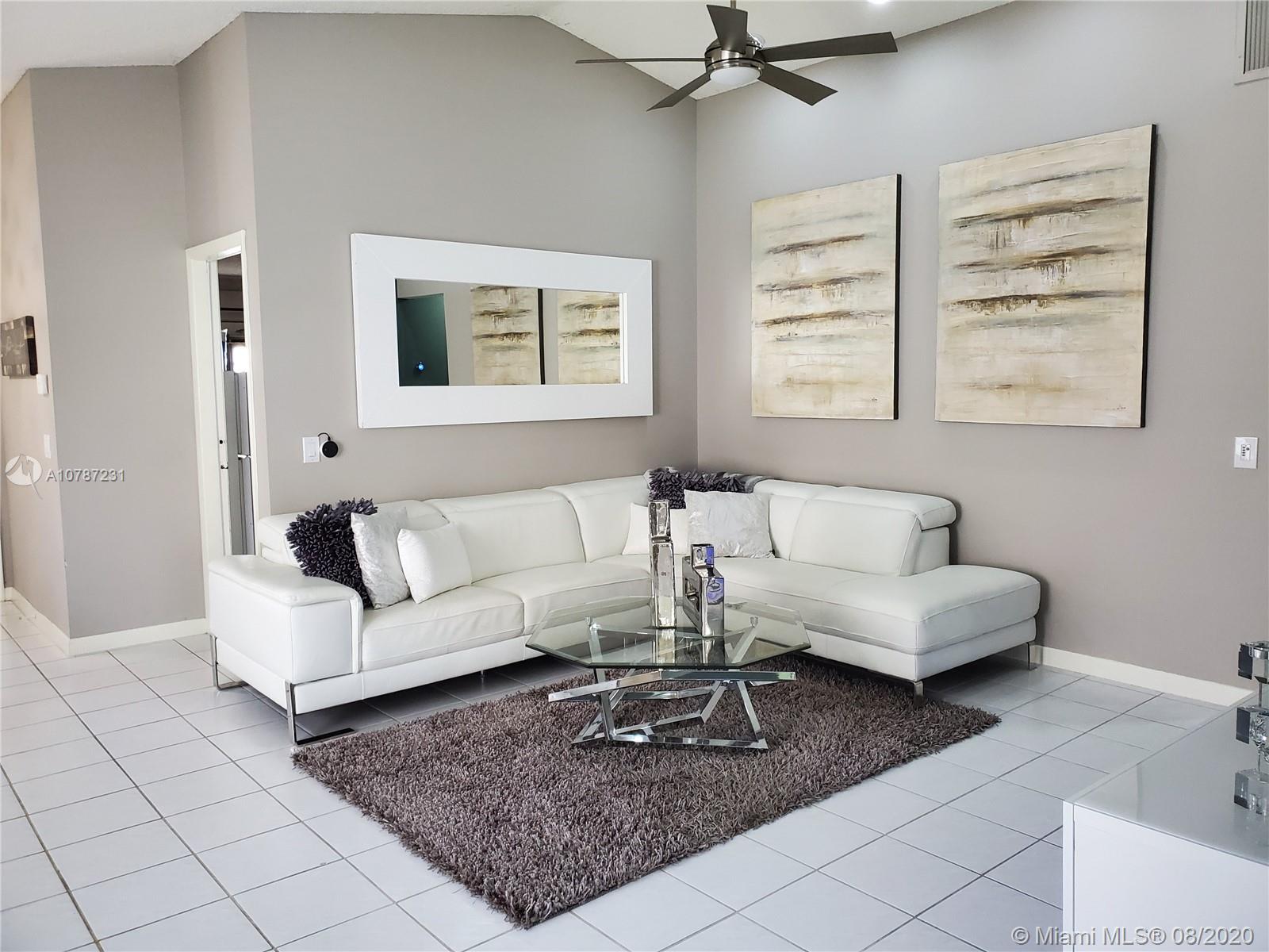 455 Talavera Road Weston, FL 33326 - Photo 6 of 19 Gallery Image 6