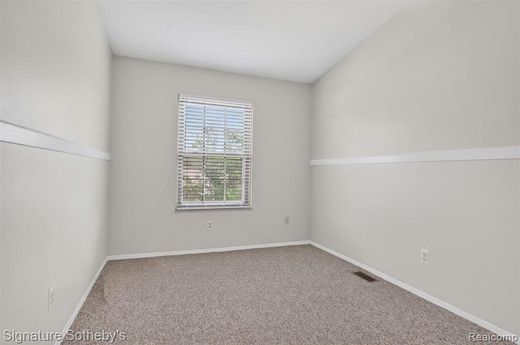22050 Edgewater, Unit 371 Novi, MI 48375 - Photo 26 of 51
