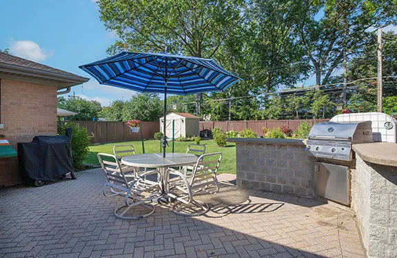 $519,900 | 320 Cornell Avenue, Des Plaines, IL 60016