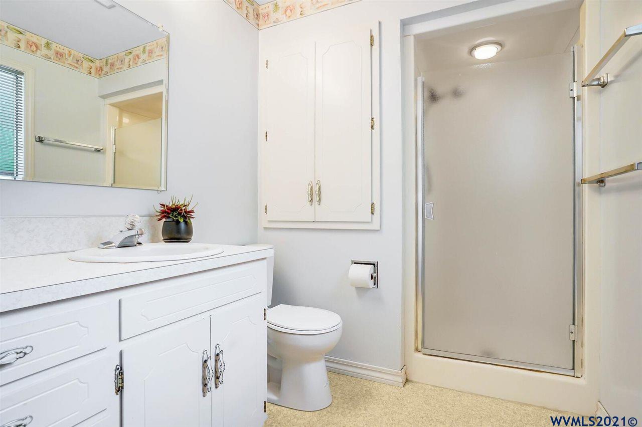 405 Southwest Walnut Street Albany, OR 97321 - Photo 21 of 33