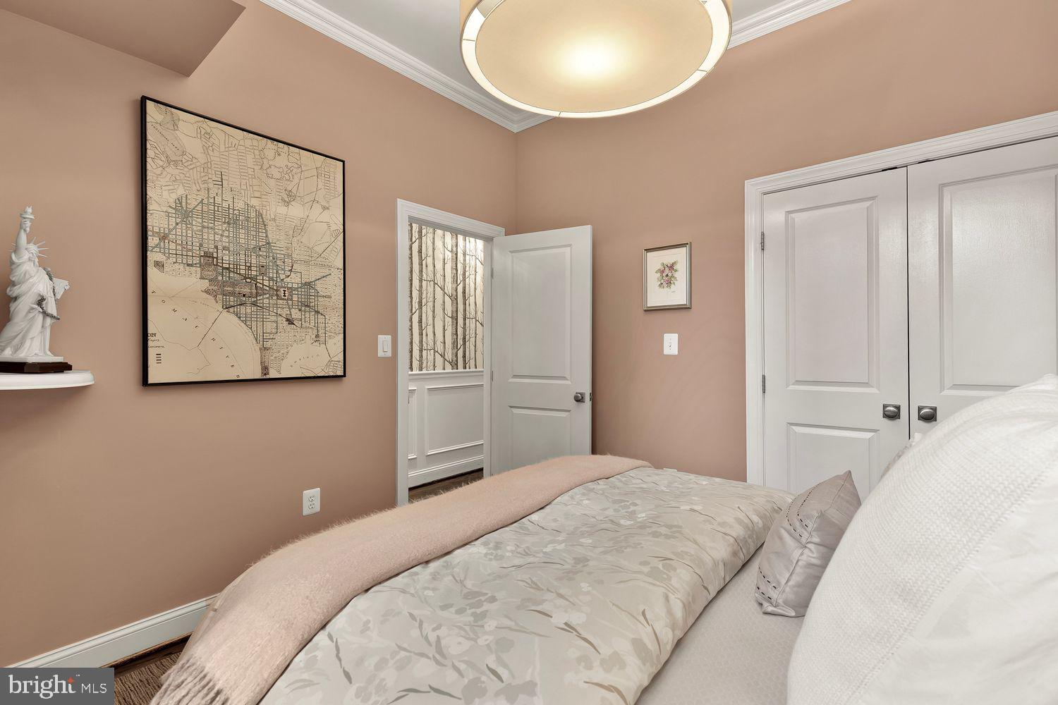 1518 8th Street Northwest Washington, DC 20001 - Photo 22 of 43