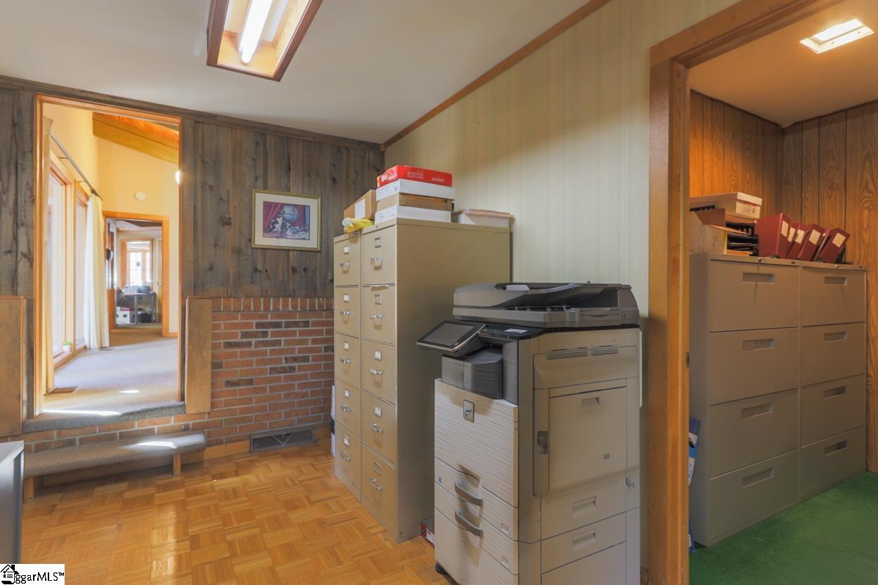 113 Court Street Pickens, SC 29671 - Photo 8 of 21